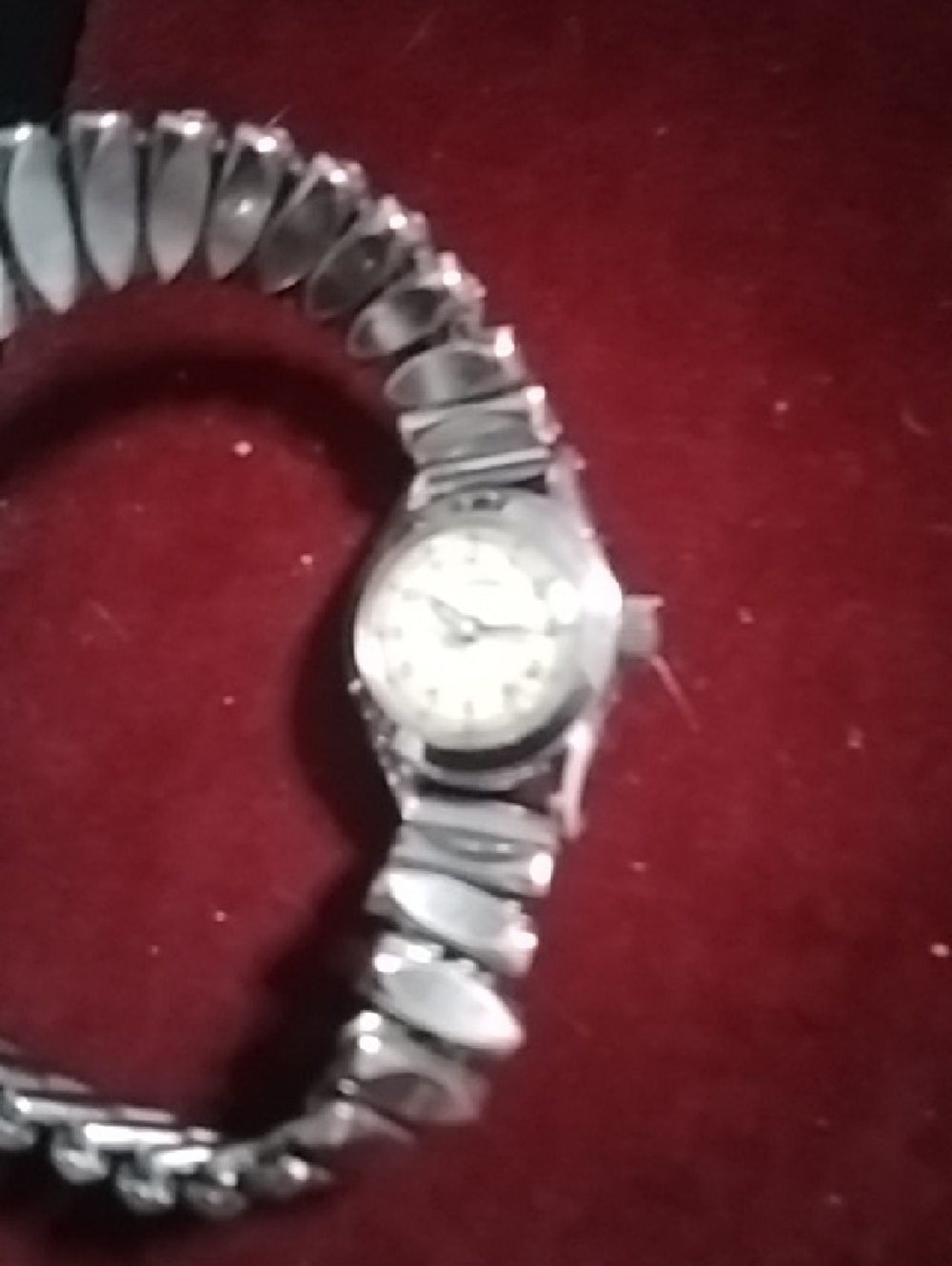 Classic Silver Wadsworth Avia Women's Stretch-Band Watch - Silver